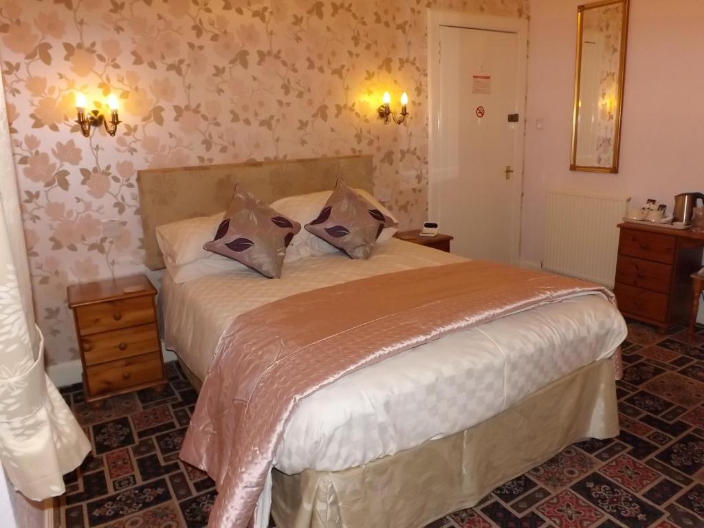 Almond Villa Guest House Пърт Стая снимка